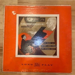 Tchaikovsky Concerto No. 1 in B-flat minor, LM-1028 : Artur Rubinstein, Pianist